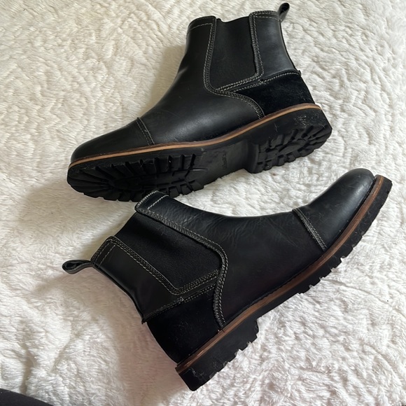 G H Bass Charles Waterproof Leather 